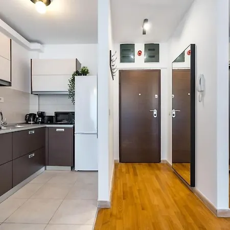 Vivando - Bright 1br - View Balcony - Parking דירה *