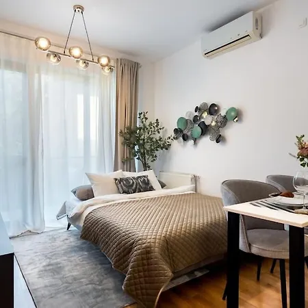 Apartment Vivando - Bright 1br - View Balcony - Parking *
