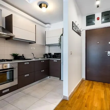 Vivando - Bright 1br - View Balcony - Parking Apartment Bucharest