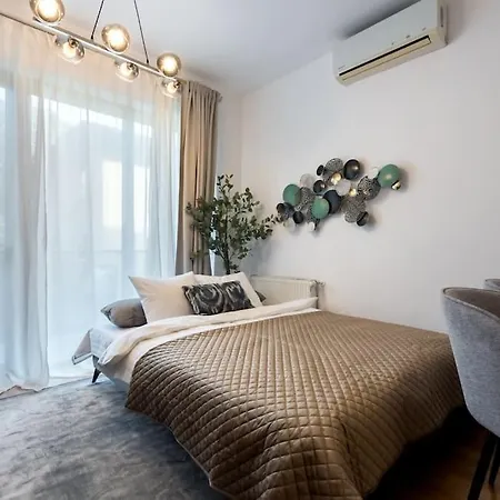Apartment Vivando - Bright 1br - View Balcony - Parking