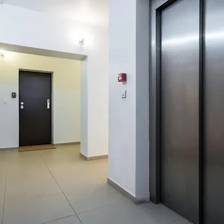Apartment Vivando - Bright 1br - View Balcony - Parking Bucharest