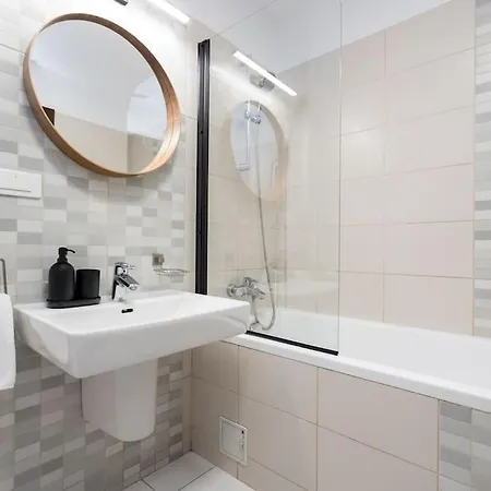 Vivando - Bright 1br - View Balcony - Parking Apartment Bucharest
